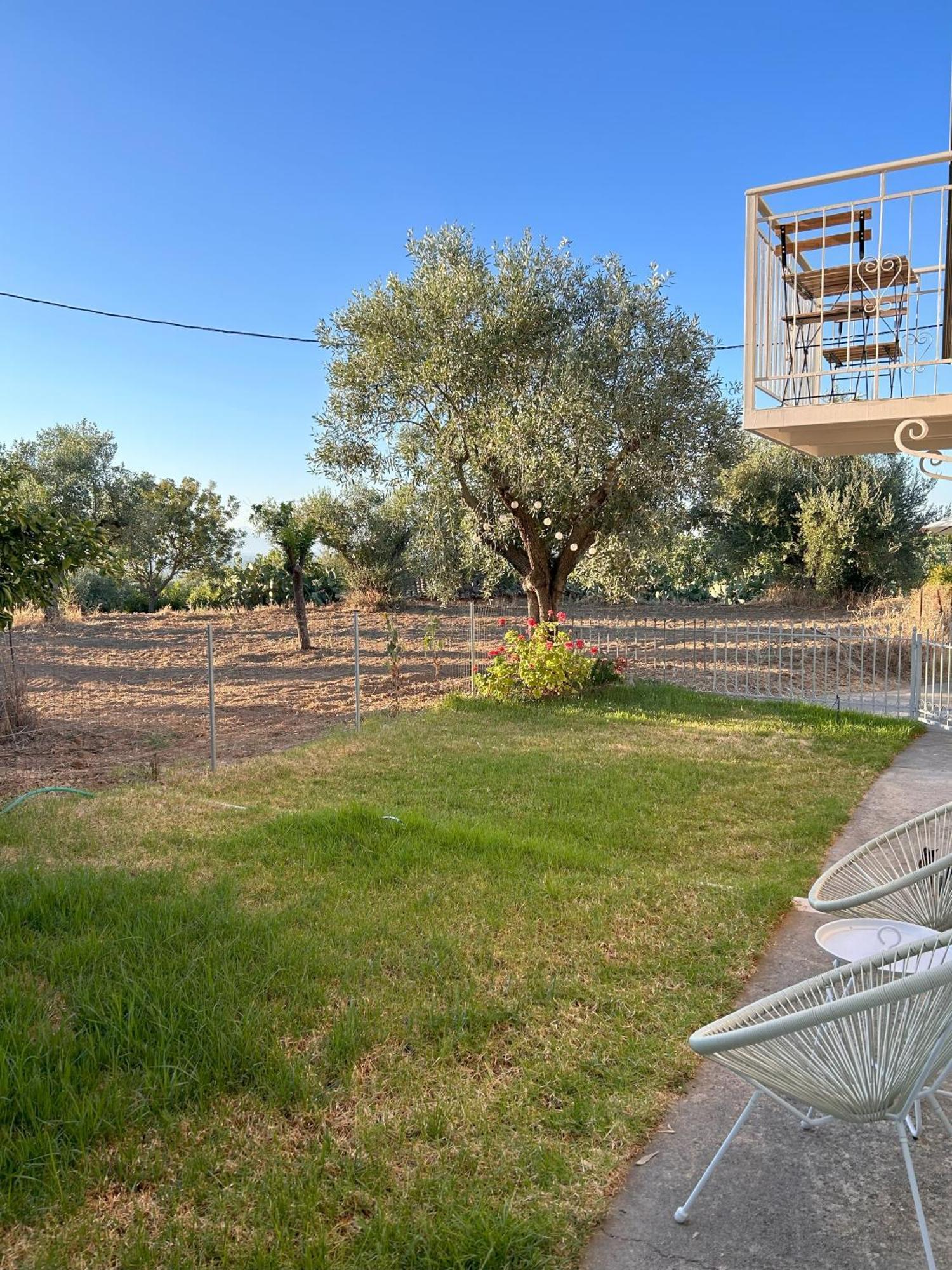הוילה Messinian Stone House מראה חיצוני תמונה