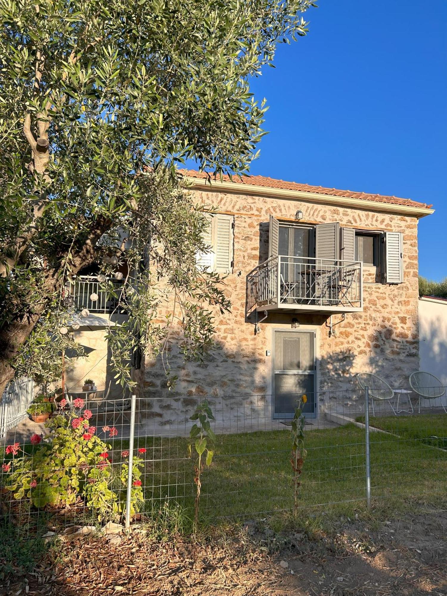 הוילה Messinian Stone House מראה חיצוני תמונה